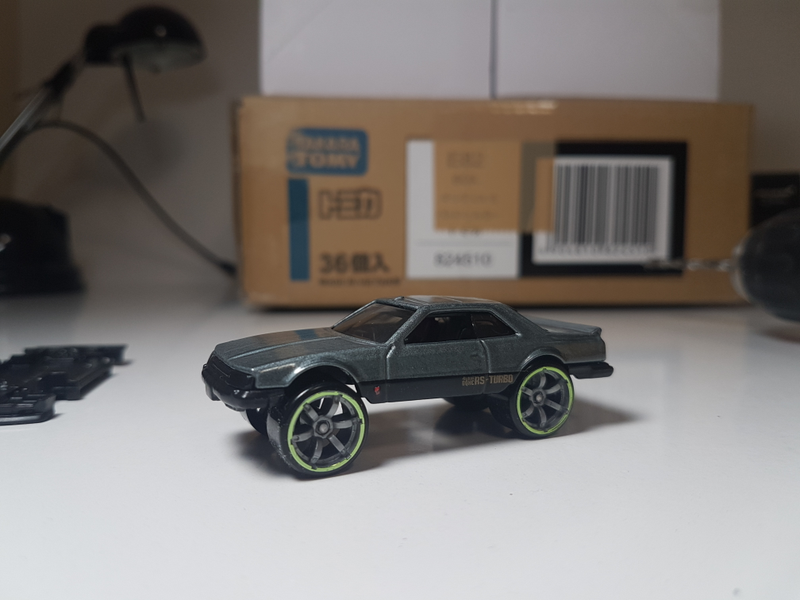 Illustration for article titled Wheel Swap Wednesday: 80s-tastic Edition